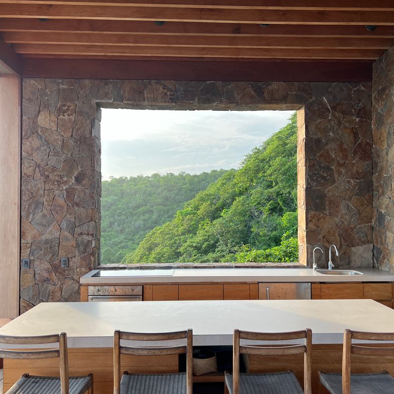 Cliffside Villa in Mazunte