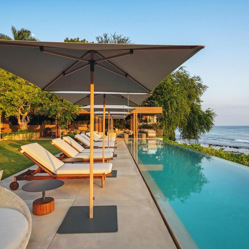 Oceanfront Villa in Paradise Coves