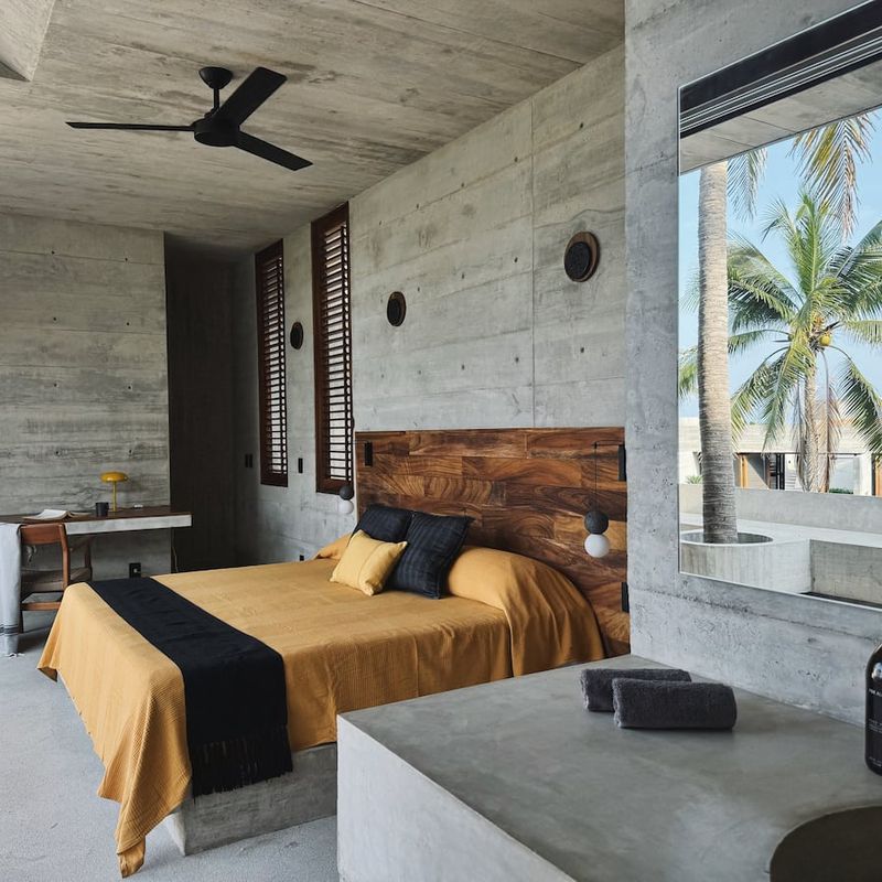 Brutalist Home in El Venado