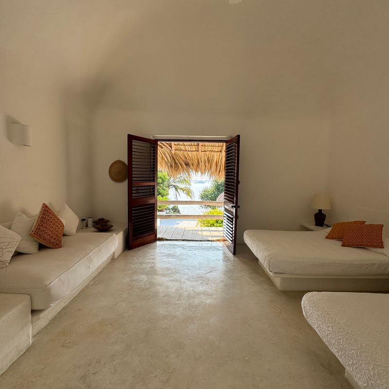 Cliffside Villa in Ixtapa