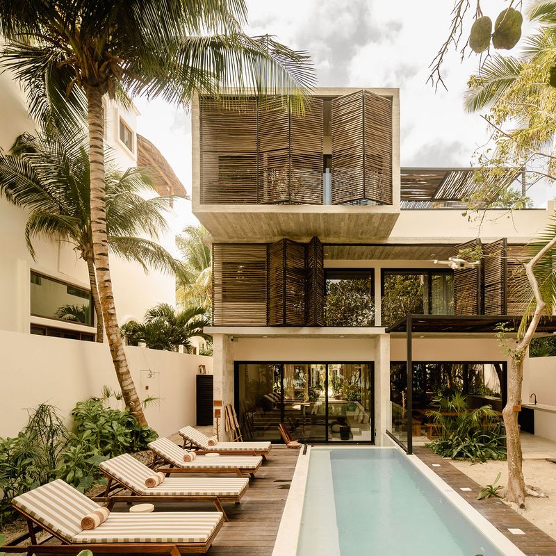 Beachfront Villa in Soliman Bay