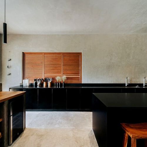 Beachfront Villa in Soliman Bay 