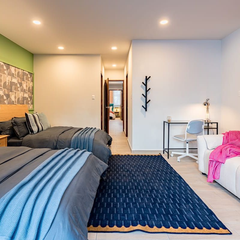 Row Home in Roma Sur