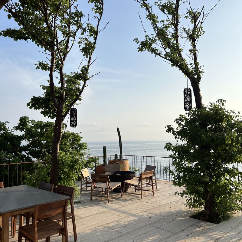 Cliffside Villa in Mazunte