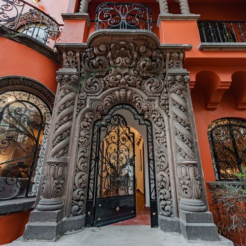 Large Home in Anzures