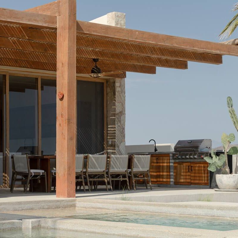 Beachfront Villa in La Ribera