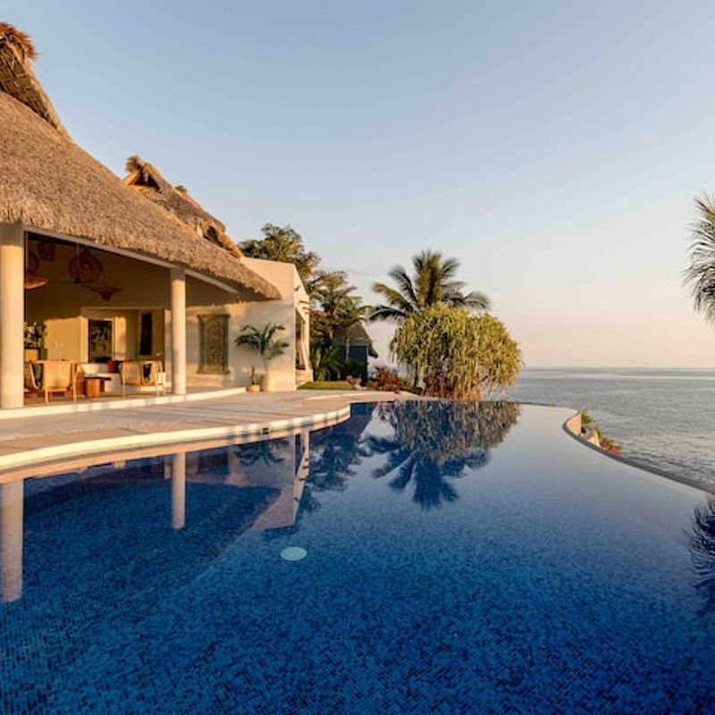 Cliffside Villa in Puerto Escondido