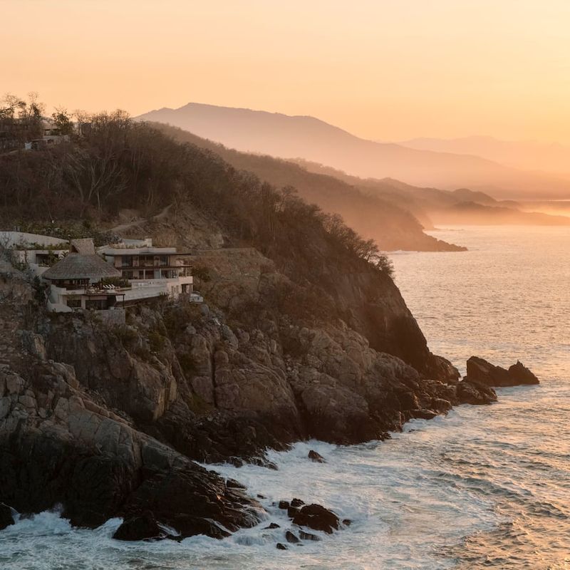 Luxury villa in Zihuatanejo