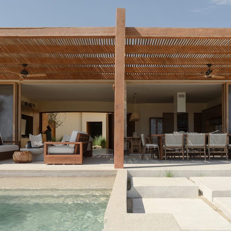 Beachfront Villa in La Ribera