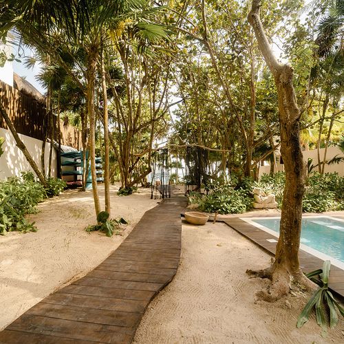 Beachfront Villa in Soliman Bay