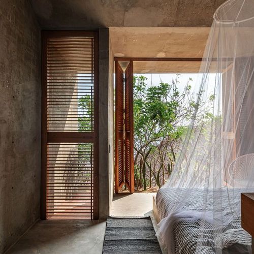 Brutalist Home in Playa Zapotengo