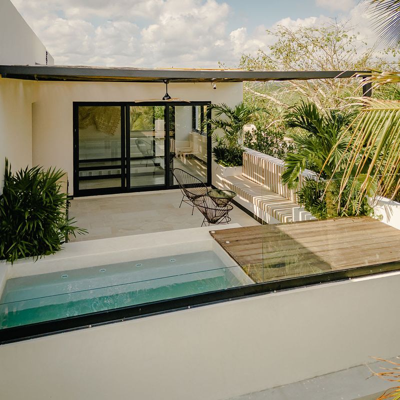 Beachfront Villa in Soliman Bay