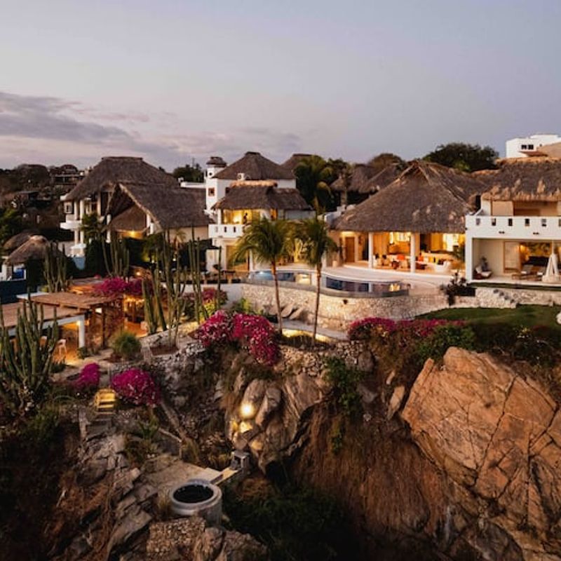 Cliffside Villa in Puerto Escondido