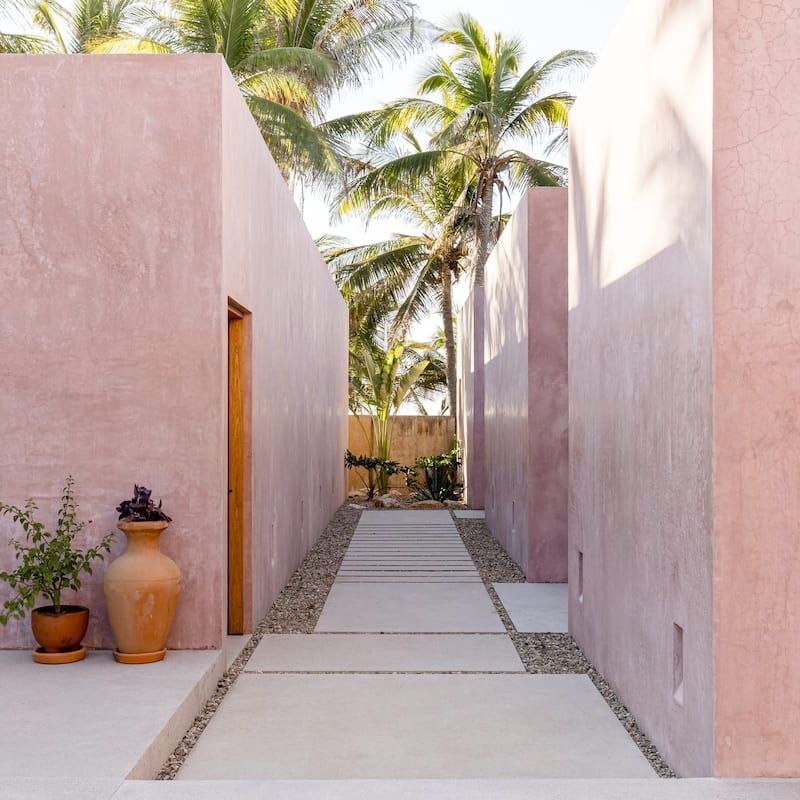 Beachfront Villa in Los Naranjos