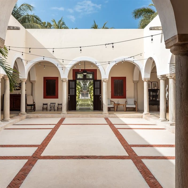 Mansion in Puerto Aventuras