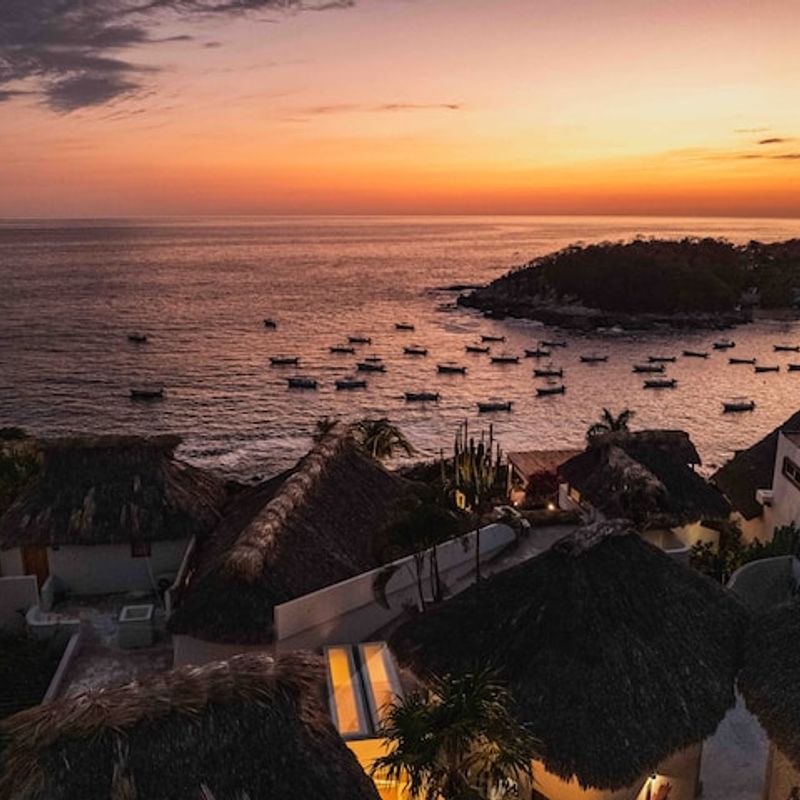 Cliffside Villa in Puerto Escondido