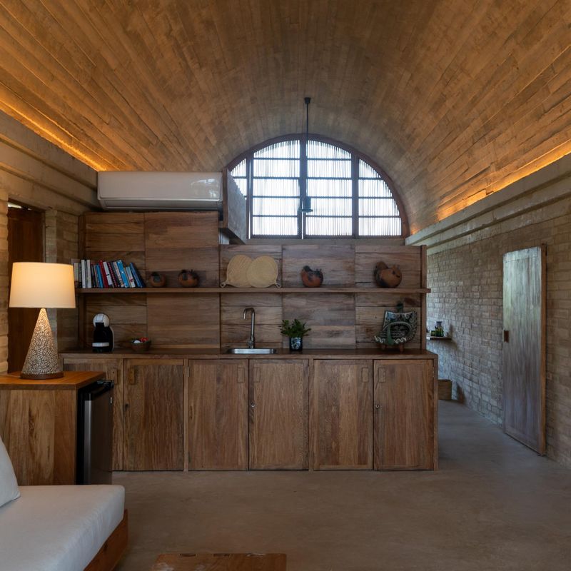 Designer home in Ventanilla