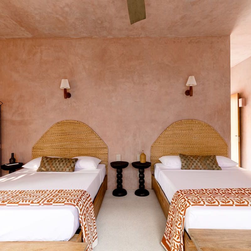 Beachfront Villa in Los Naranjos