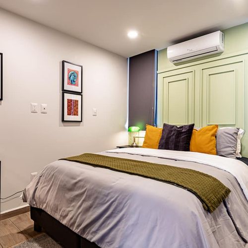 Row Home in Roma Sur