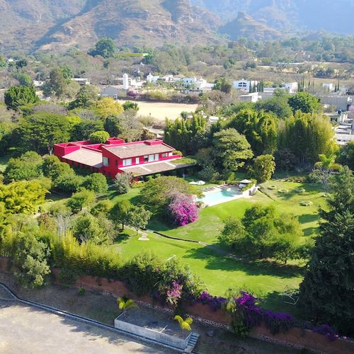 Countryside Home in Malinalco