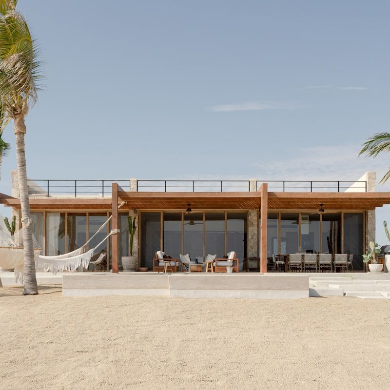 Beachfront Villa in La Ribera